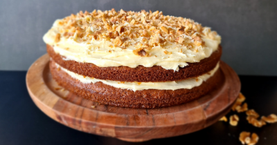 carrot & walnut cake