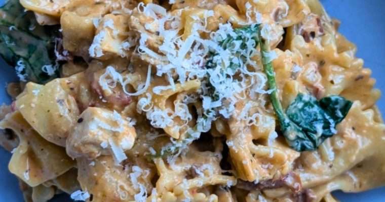Chicken and Sundried Tomato Pasta